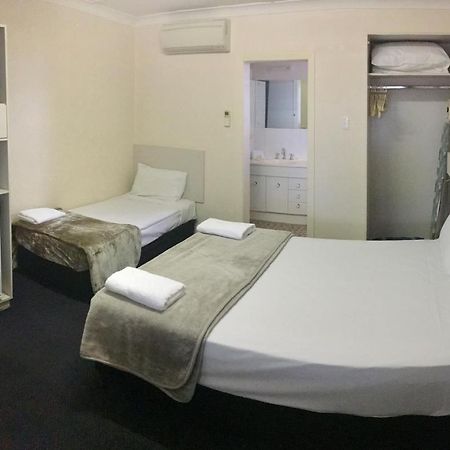 Balonne River Motor Inn Saint George Dış mekan fotoğraf