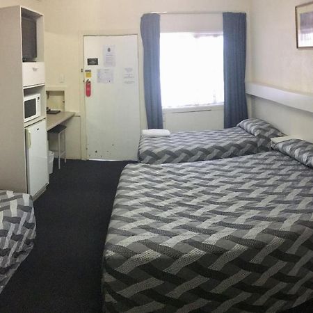 Balonne River Motor Inn Saint George Dış mekan fotoğraf