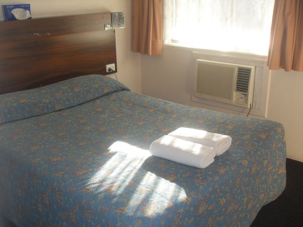 Balonne River Motor Inn Saint George Dış mekan fotoğraf
