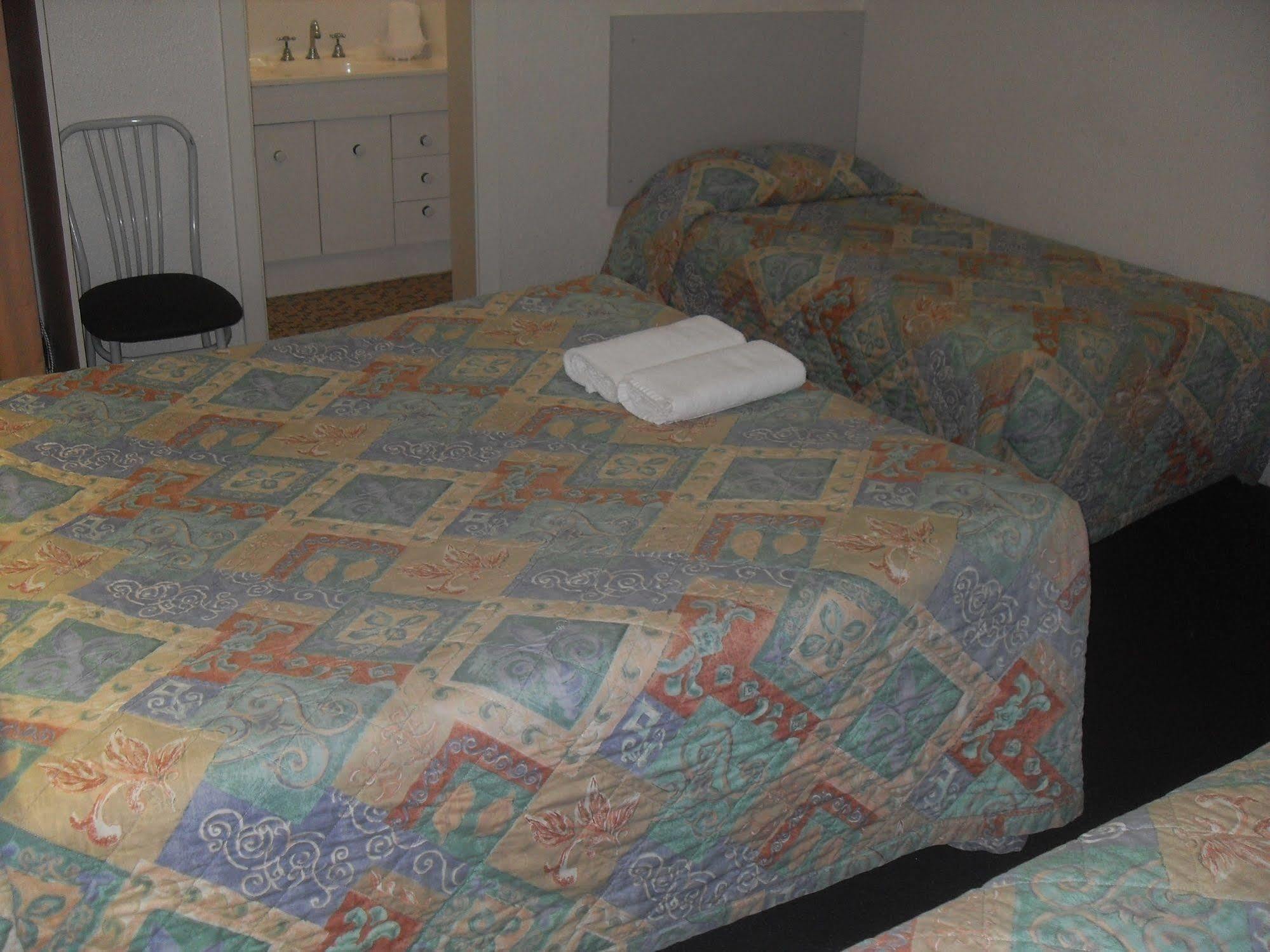 Balonne River Motor Inn Saint George Dış mekan fotoğraf