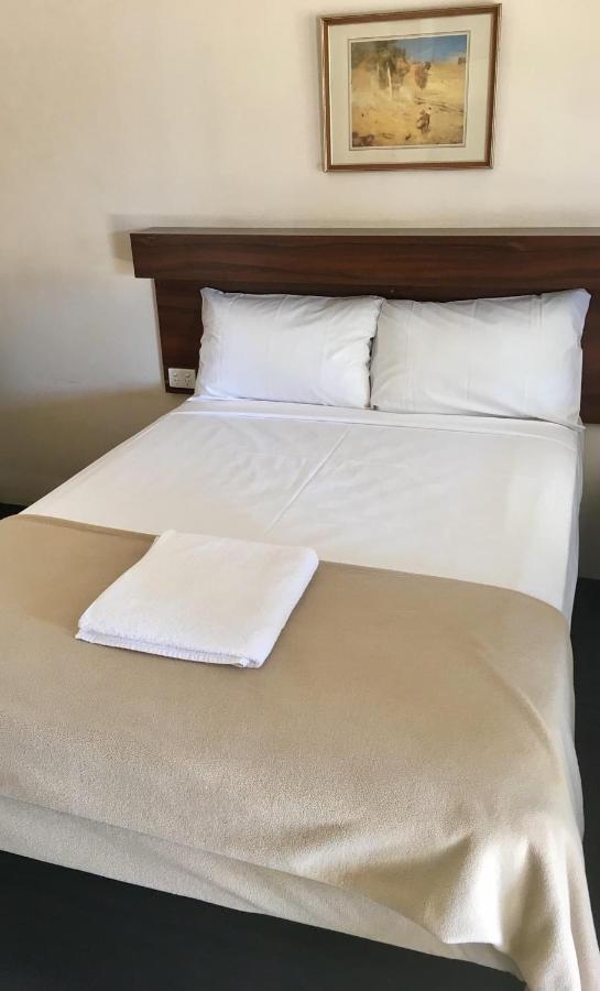 Balonne River Motor Inn Saint George Dış mekan fotoğraf